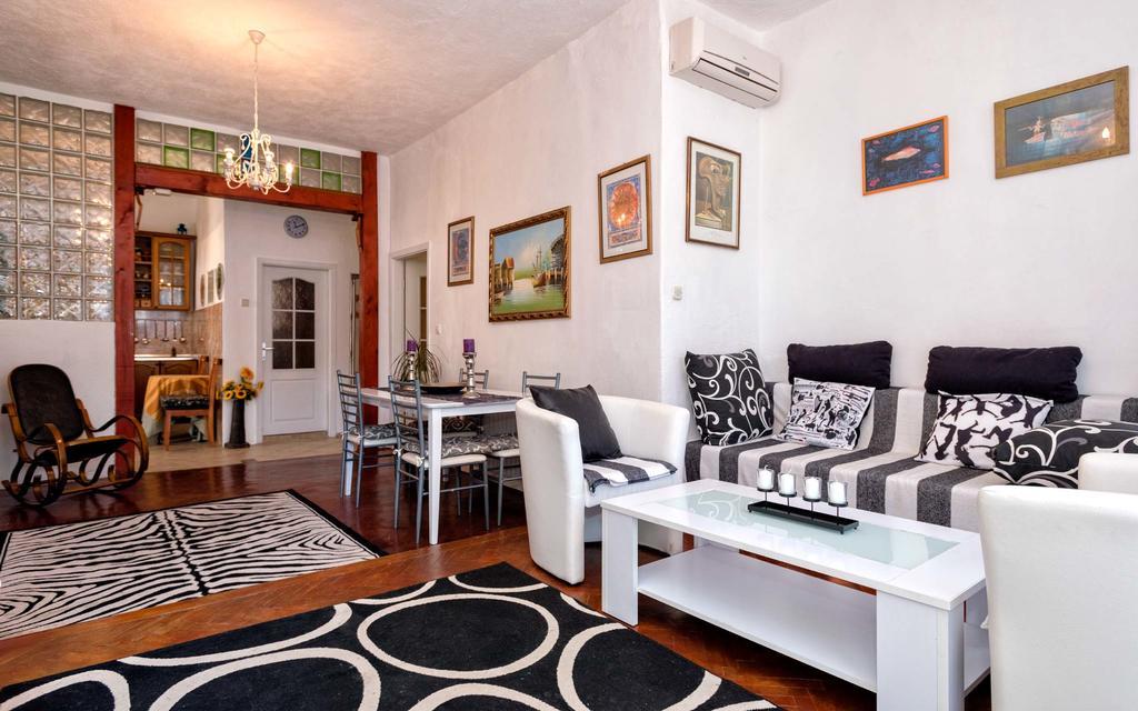 Apartments Villa Domus Marini Đảo Hvar Ngoại thất bức ảnh